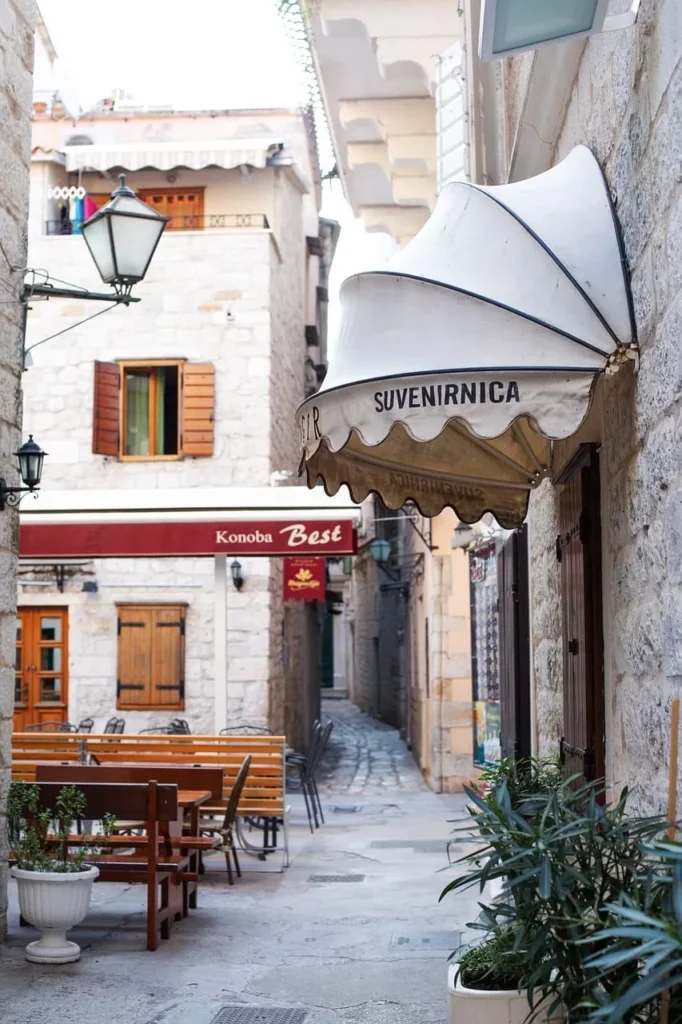 Is the Mediterranean Diet Suitable for Vegetarians?