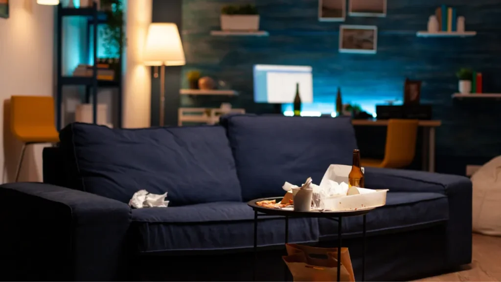 Try the Viral ‘GFD Bin’ Decluttering Method the Next Time Guests Are on Their Way Over
