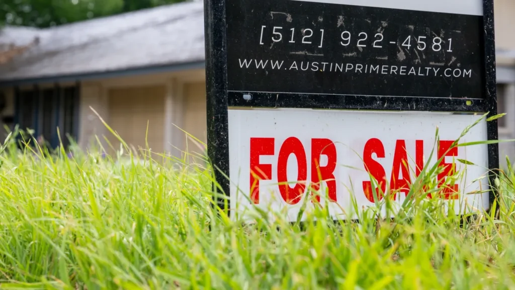 House gross sales simply posted their slowest Might in 16 years : NPR