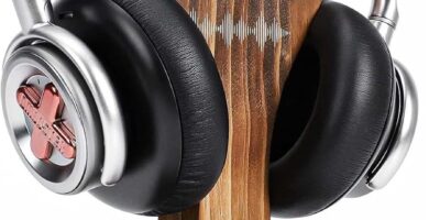 Gamer Gifts for Teenage Boys, Gaming Gifts for Son Boyfriends Brother, Cool Men Game Room Accessories Decor Sign, Wood Headset Holder Gifts