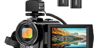 Video Camera Camcorder Digital YouTube Vlogging Camera Recorder FHD 1080P 24.0MP 3.0 Inch 270 Degree Rotation Screen 16X Digital Zoom Camcorder with Microphone,Remote Control and 2 Batteries