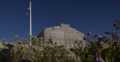 On the Perfect Courtroom, the case of the candidate who sued, although he received : NPR