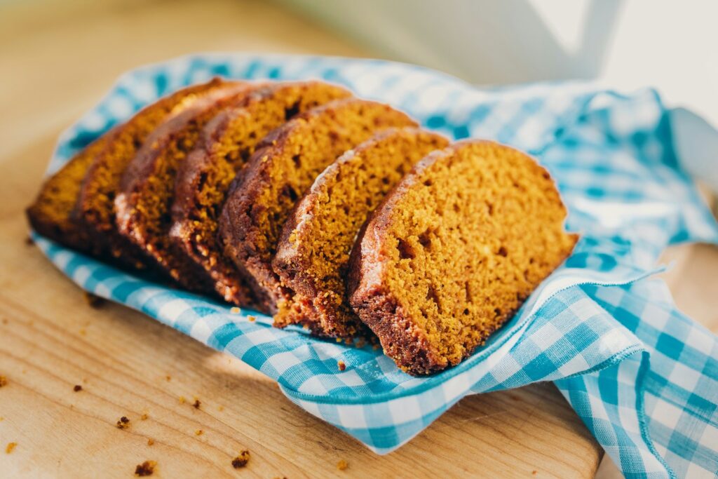 Maple Glazed Pumpkin Bread (With Almond Flour) Maple Glazed Pumpkin Bread (With Almond Flour)