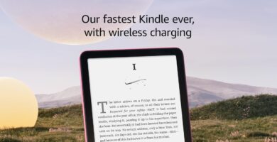 All-new Amazon Kindle Paperwhite Signature Edition Essentials Bundle including All-new Kindle Paperwhite Signature Edition (32GB) – Raspberry, Fabric Cover-Raspberry, and Wireless Charging Dock