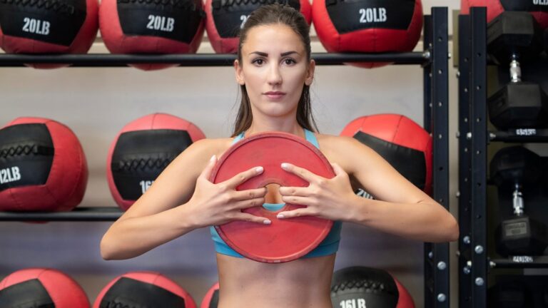 10 weight plate exercises to gain muscle and lose weight