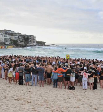 Suspected gunman in Bondi Beach shooting charged with 15 counts of murder : NPR