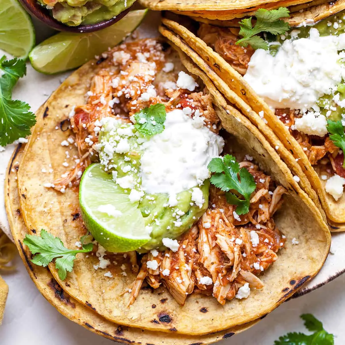 Easy Crockpot Chicken Tacos Recipe