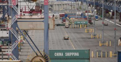 After the Supreme Court’s ruling on tariffs, companies line up for refunds : NPR