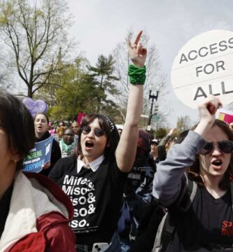 Telehealth abortion remains available for now, after a judge’s ruling : NPR